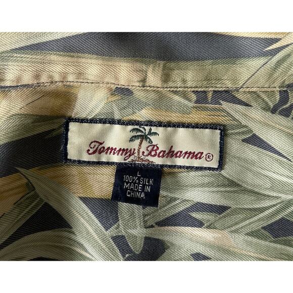 Tommy Bahama Womens Large Silk‎ Bamboo Hawaiian Print Shirt Sleeve Blouse Top - Picture 6 of 6